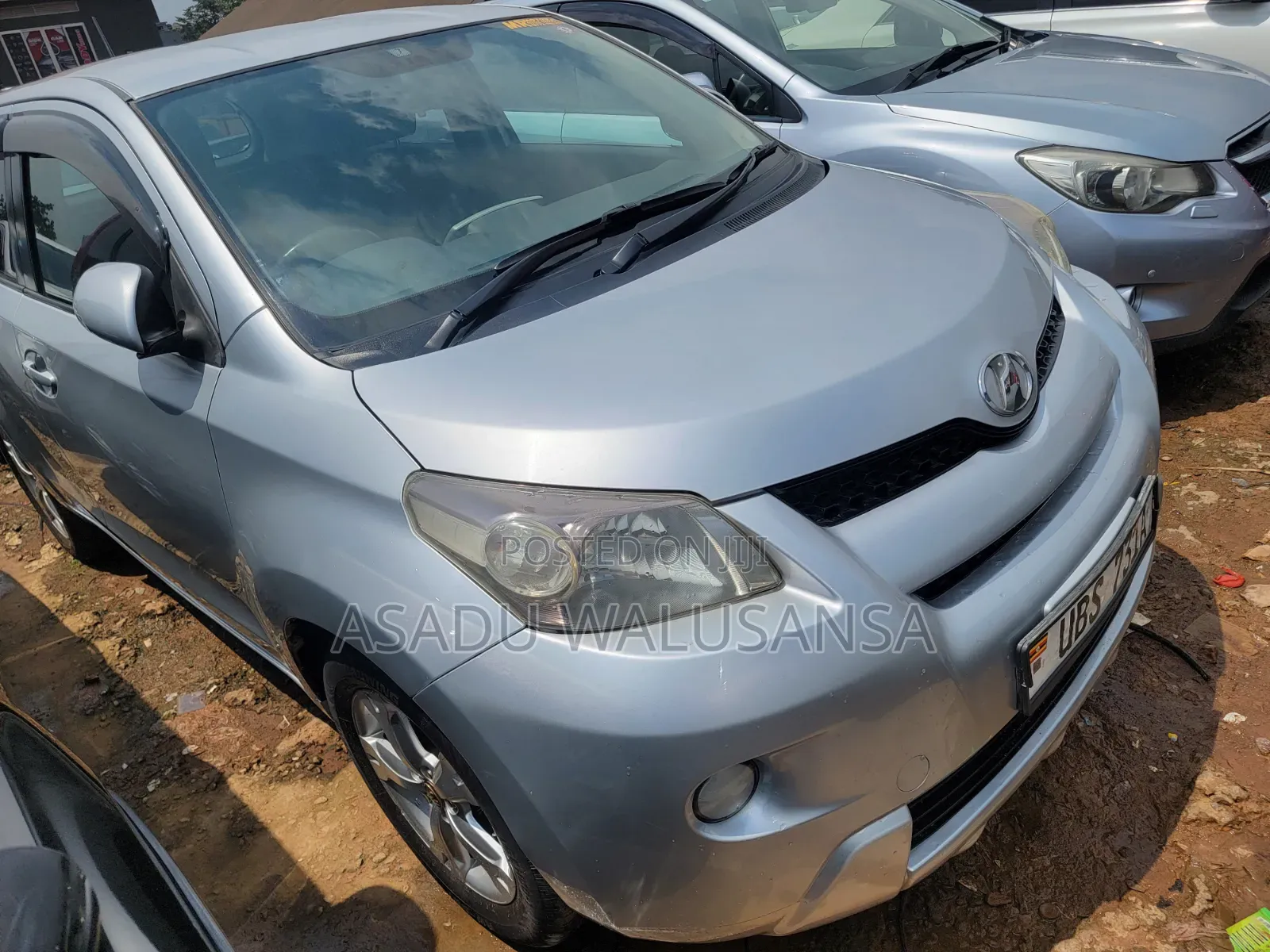 Toyota IST 2010 Silver