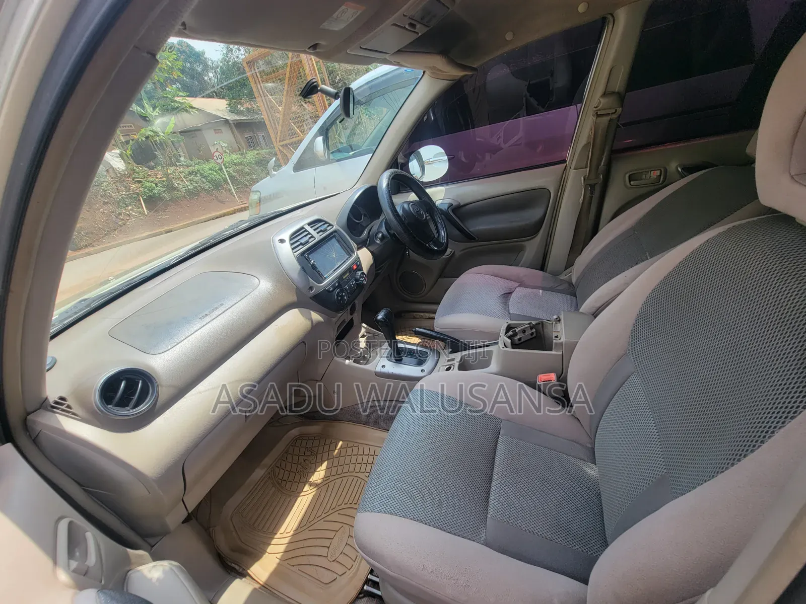 Toyota RAV4 2004 Gray