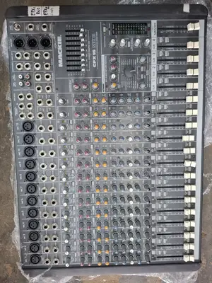 Mackie Cfx16 Sound Mixer