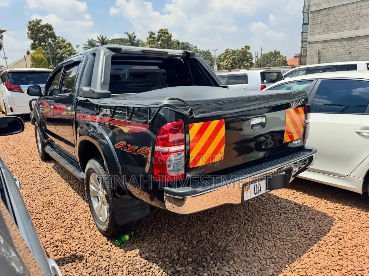 Toyota Hilux 2012 Black