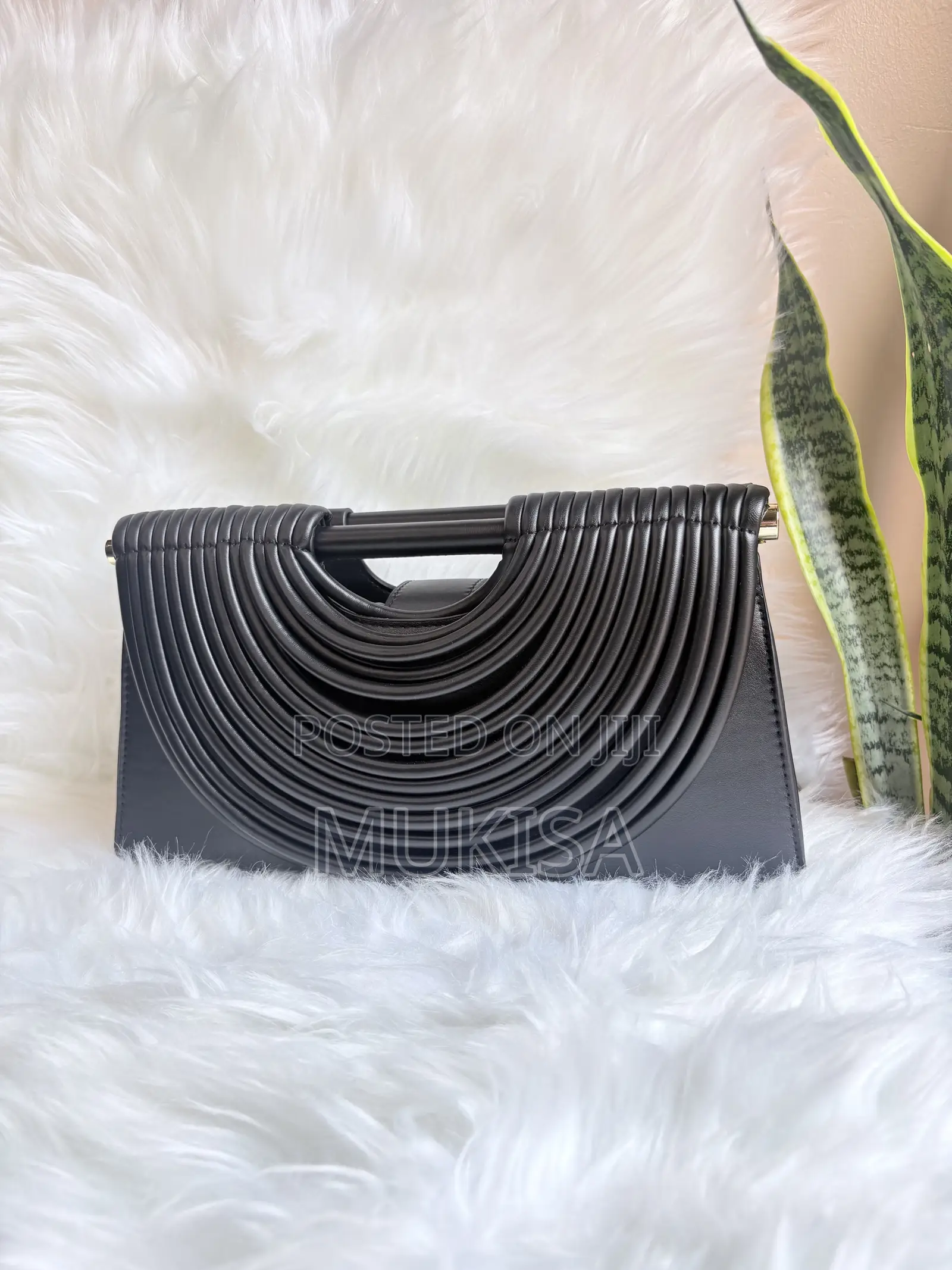 Classic Hand Bag
