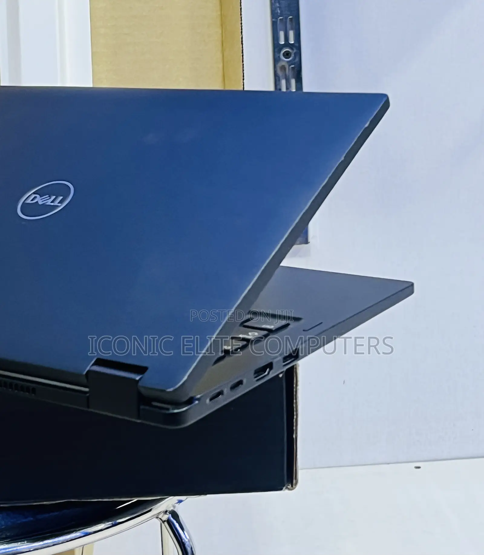 New Laptop Dell XPS 13 7390 2-in-1 8GB Intel Core i7 SSD 256GB