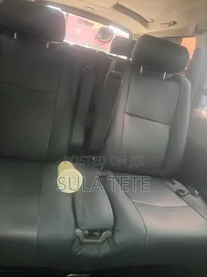 Toyota HiAce 1999 Silver