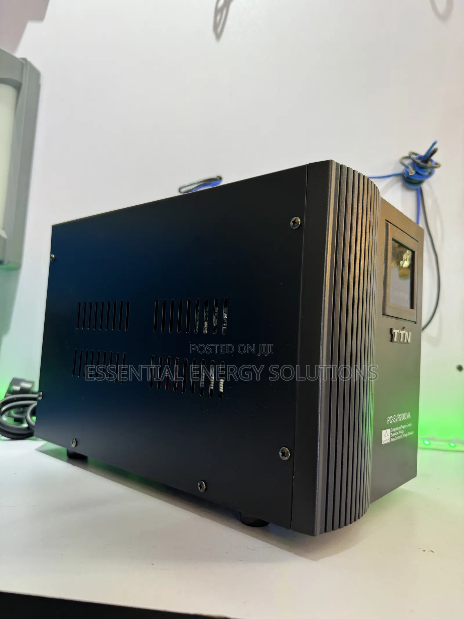 2000va AC Voltage Protector