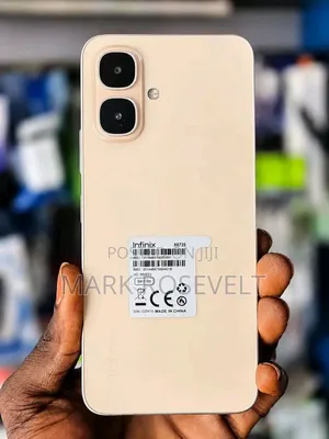 New Infinix Smart 10 HD 64 GB Gold
