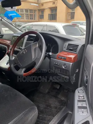 Toyota Alphard 2.4 Petrol FWD 2013 Off white