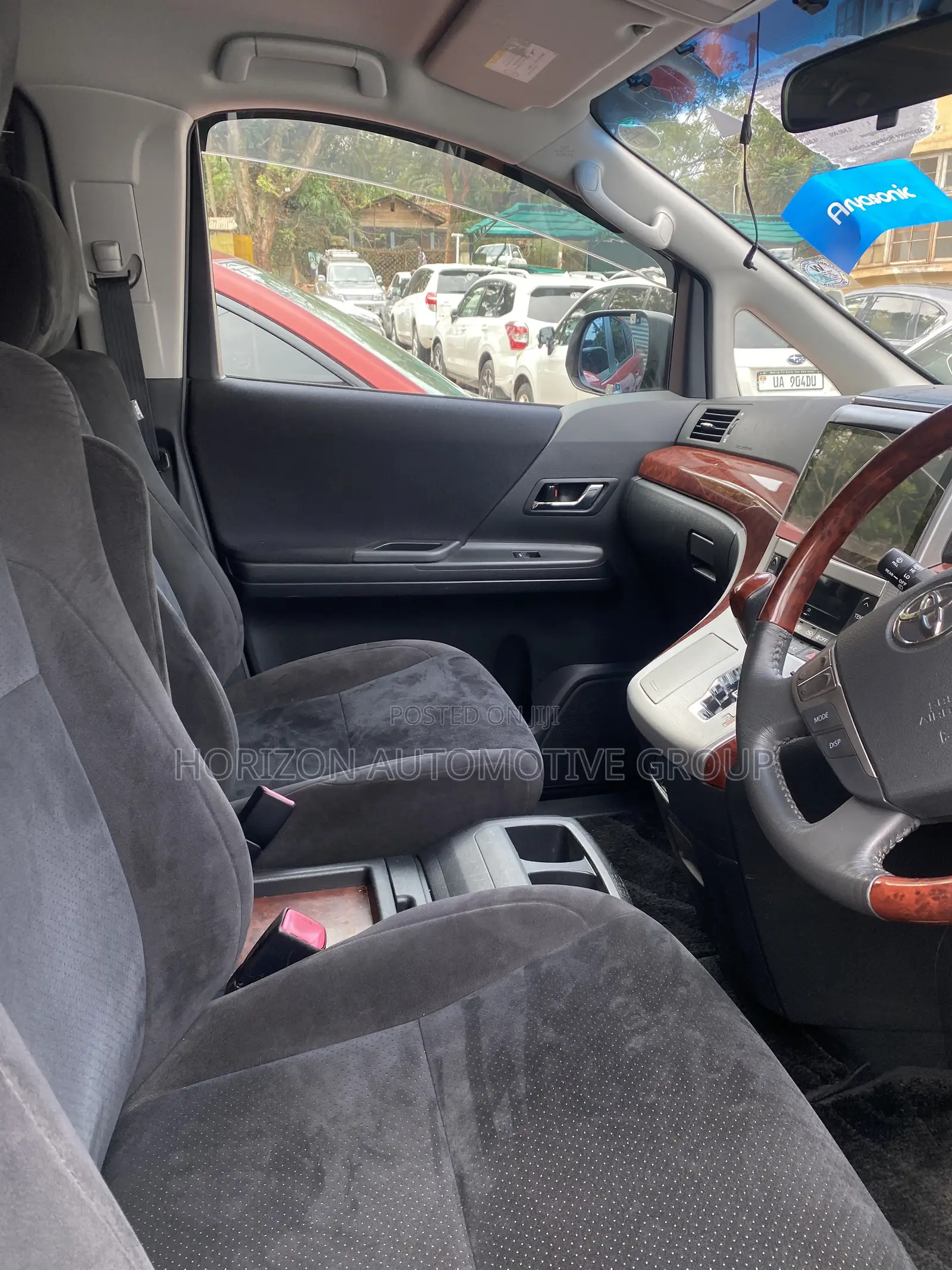 Toyota Alphard 2.4 Petrol FWD 2013 Off white