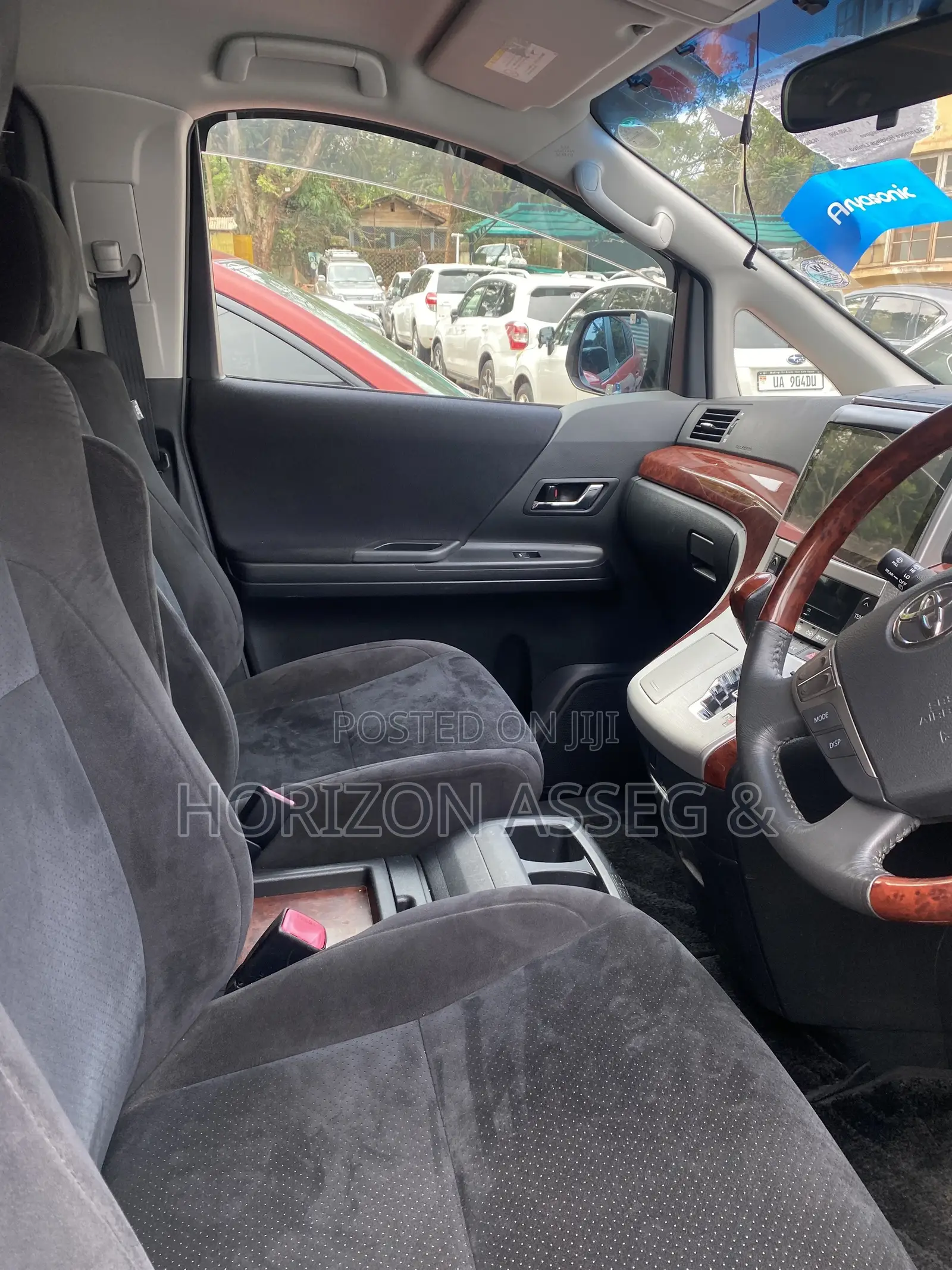 Toyota Alphard 2.4 Petrol FWD 2013 Off white