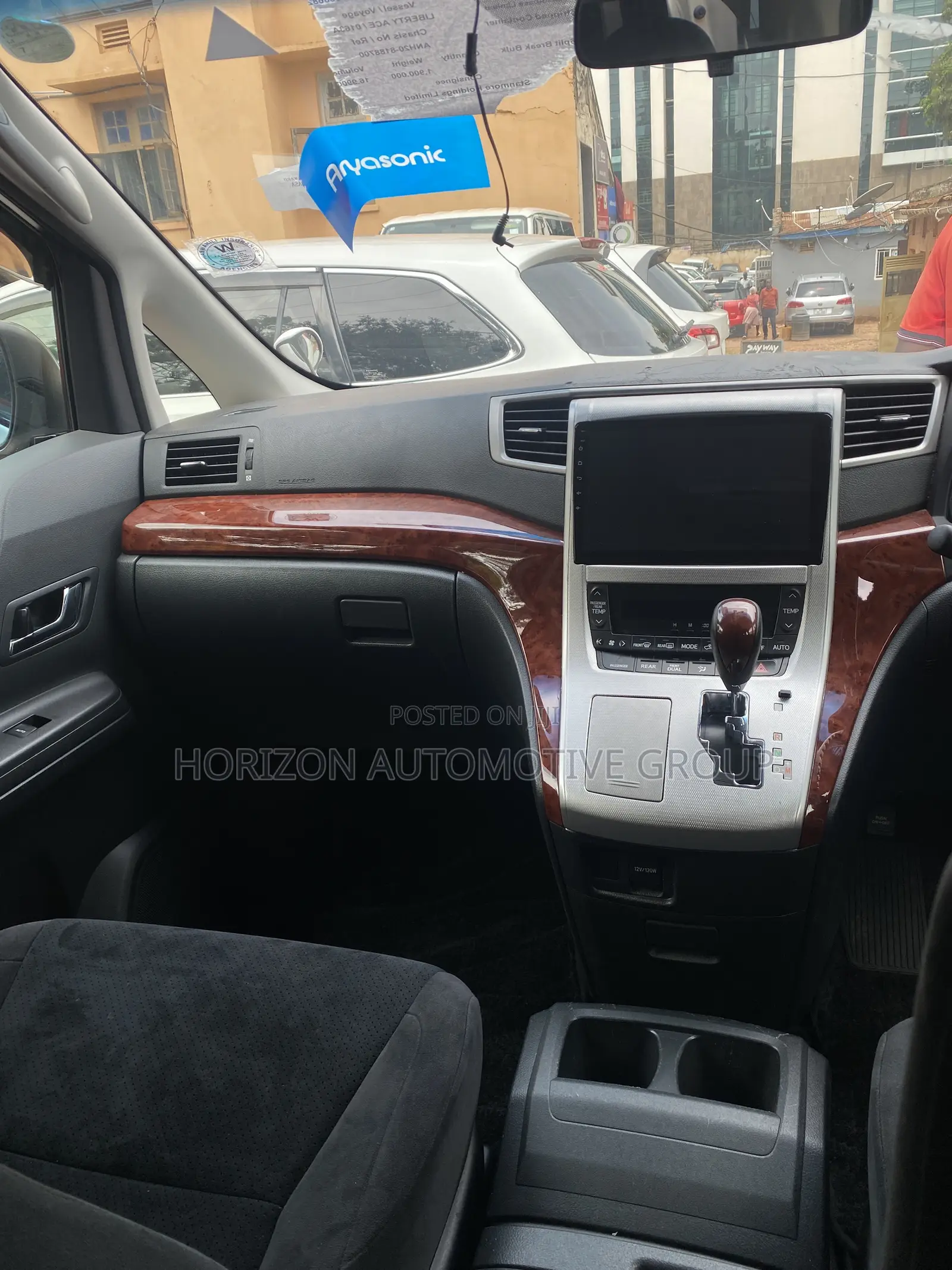 Toyota Alphard 2.4 Petrol FWD 2013 Off white