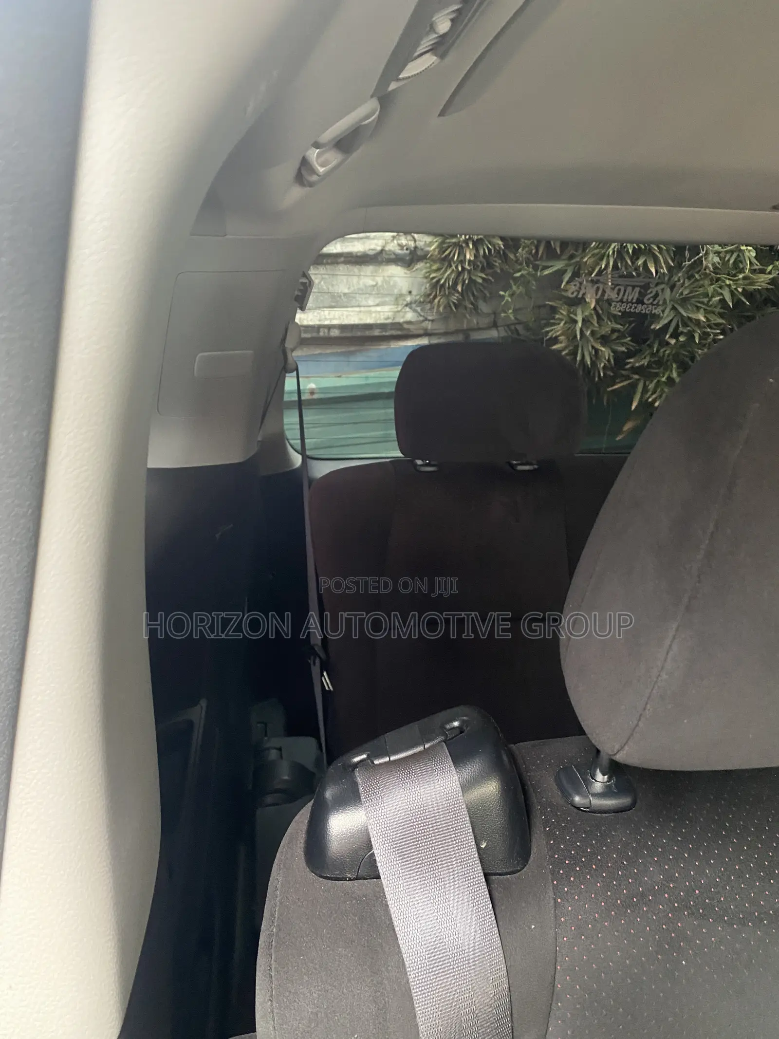 Toyota Alphard 2.4 Petrol FWD 2013 Off white