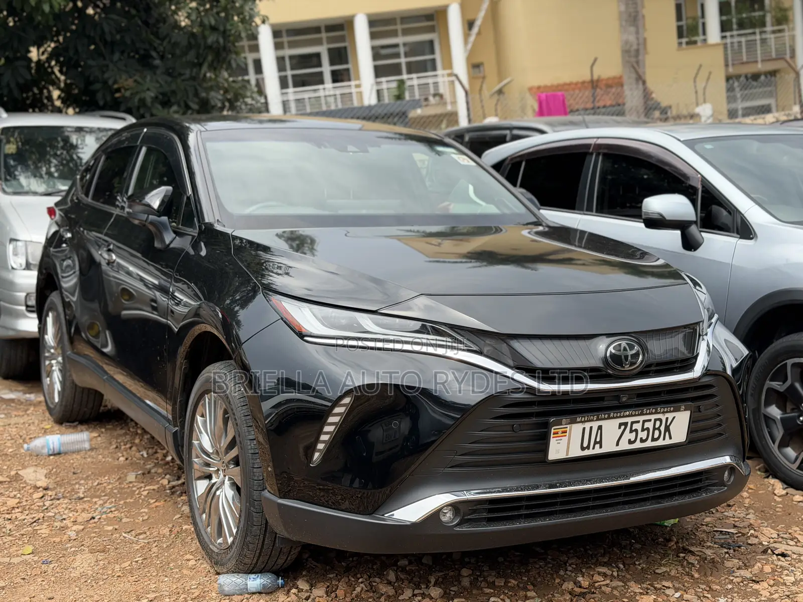Toyota Harrier 2022 Black