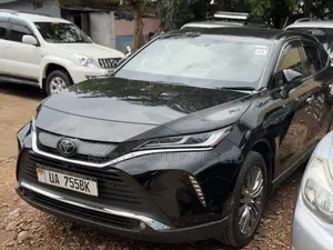 Toyota Harrier 2022 Black