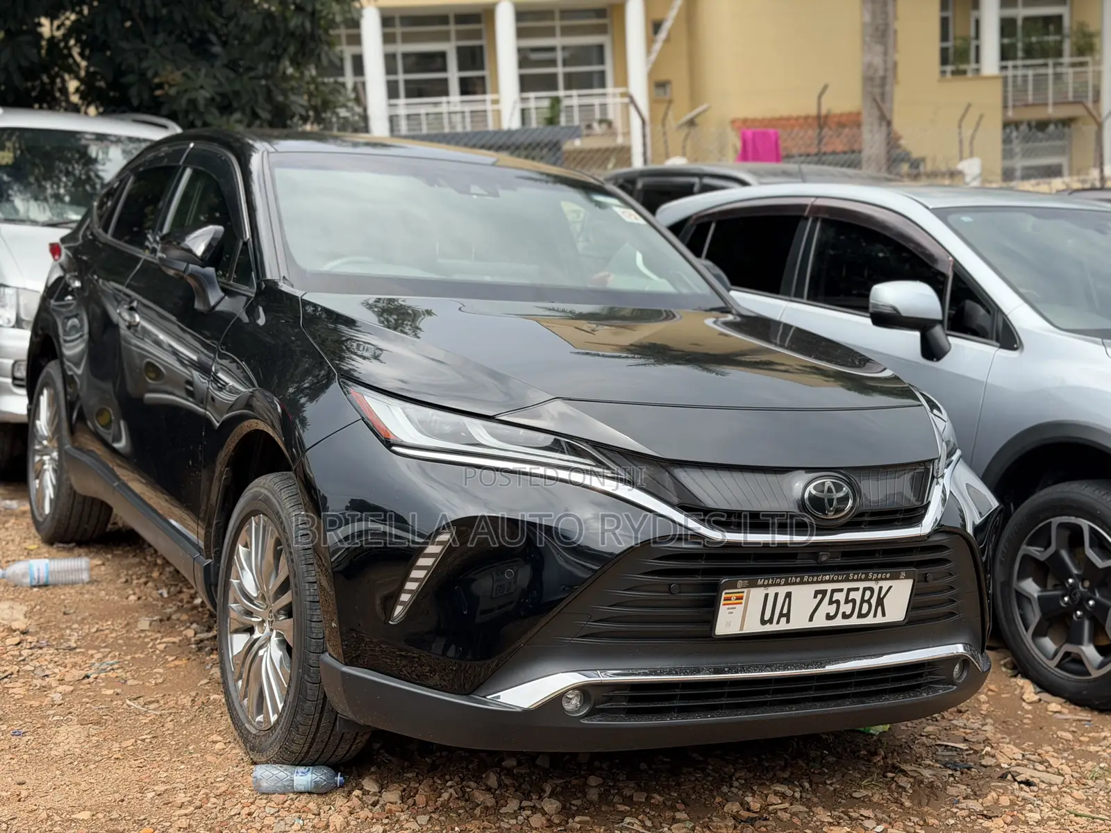 Toyota Harrier 2022 Black