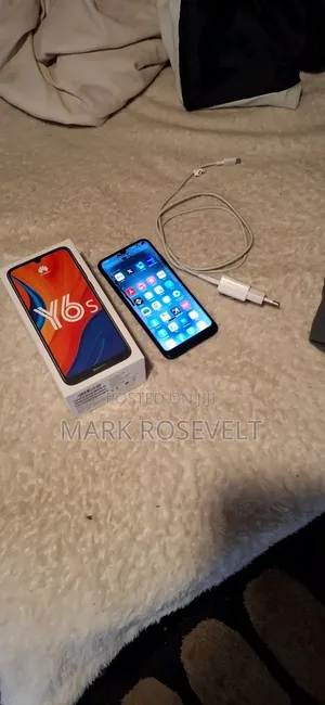 New Huawei Y6s 64 GB Purple
