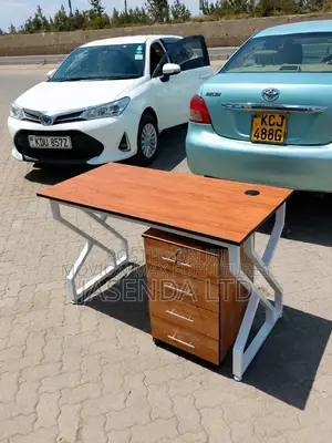 Workstation Desk 1.2m Brown Modern | Office Table Heavy Duty