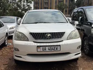 Toyota Harrier 2009 White