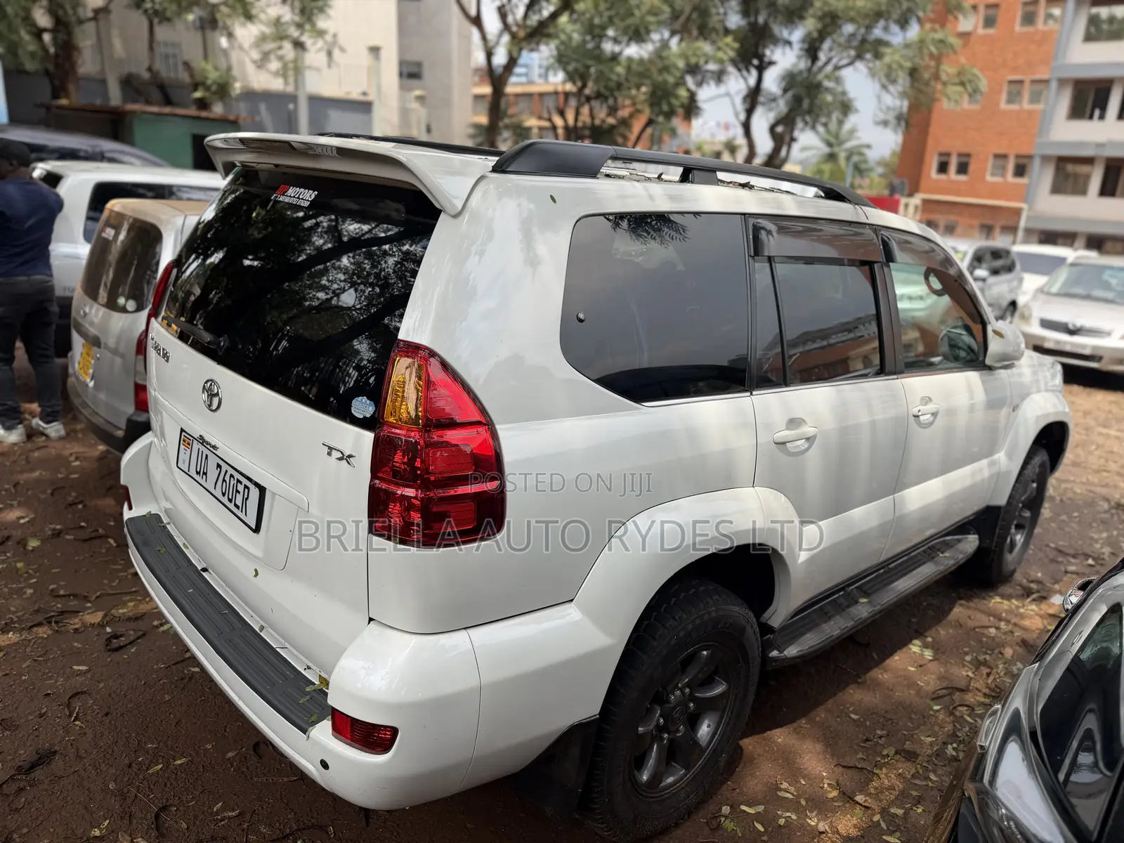 Toyota Land Cruiser Prado 2009 White