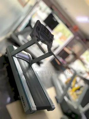 Heavy Duty Commerncial Treadmill