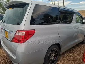 Toyota Alphard 2010 Silver