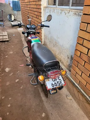 Bajaj Boxer 2022 Red