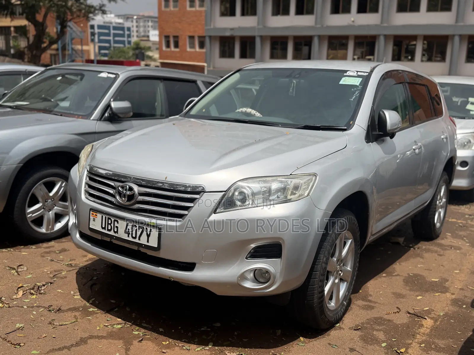 Toyota RAV4 2010 Silver