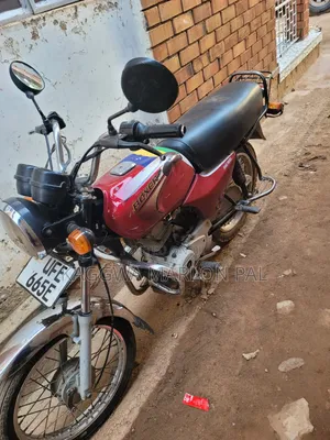 Bajaj Boxer 2022 Red
