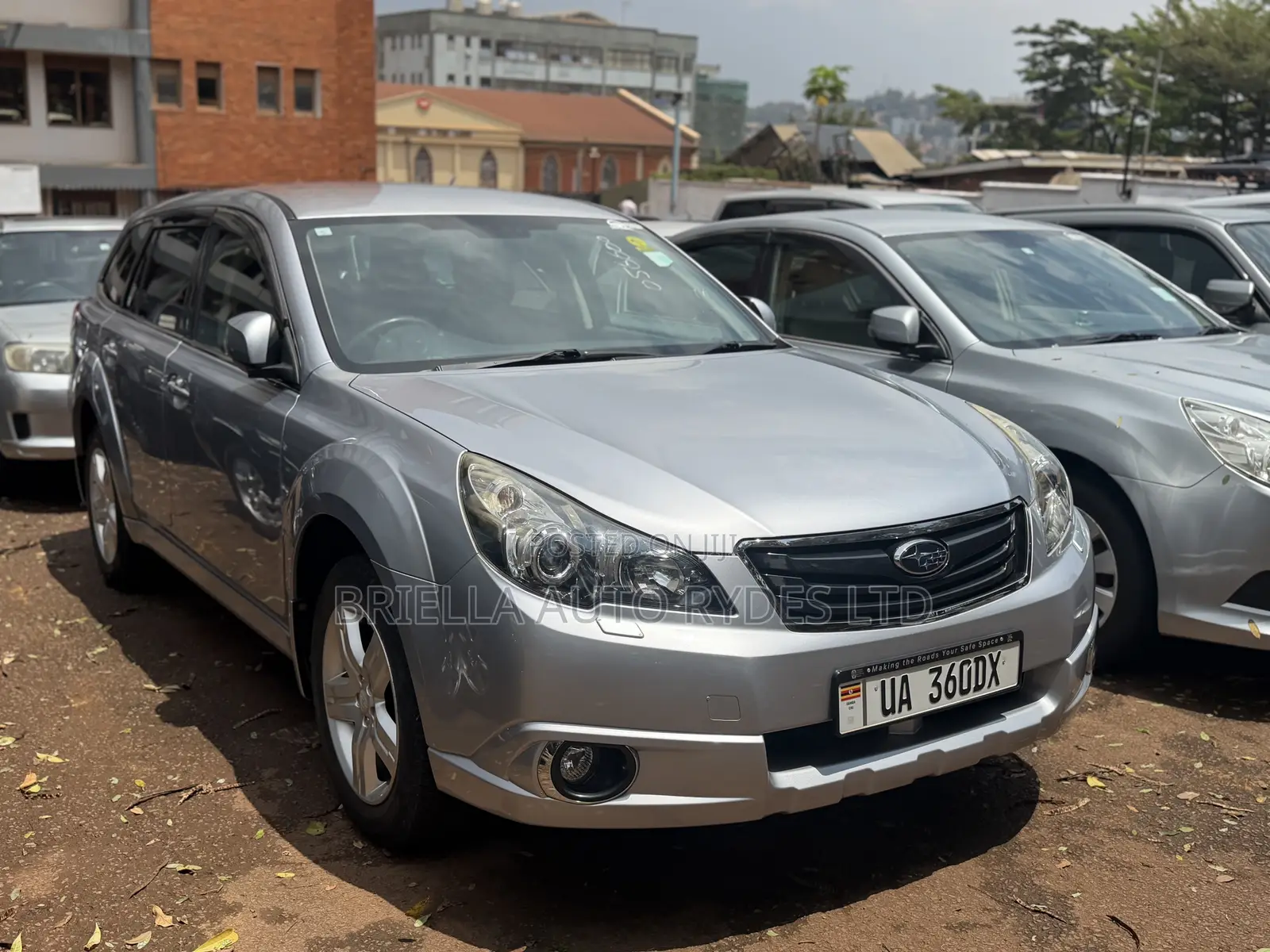 Subaru Legacy 2011 Silver