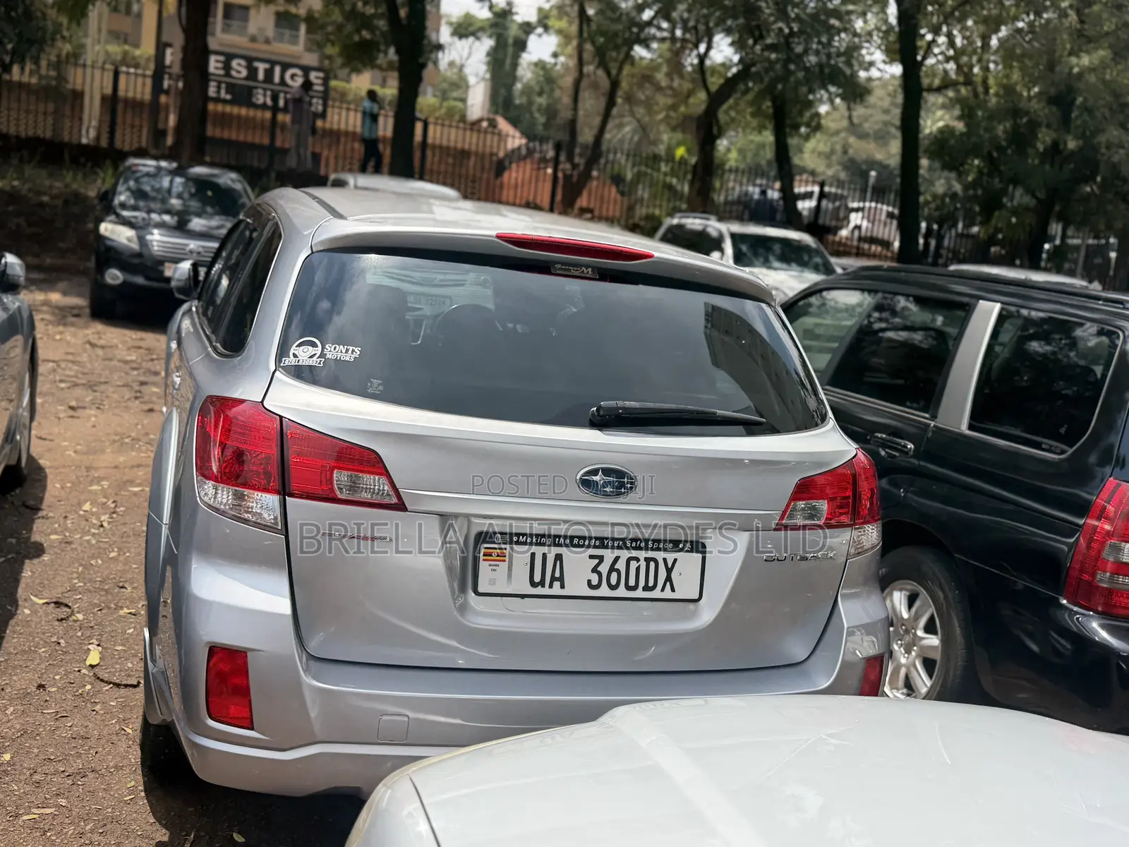Subaru Legacy 2011 Silver