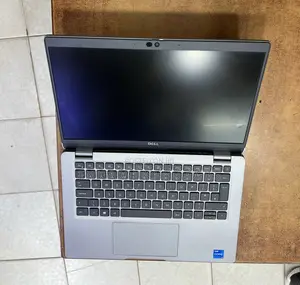 Laptop Dell Latitude 5320 16GB Intel Core i5 SSD 256GB