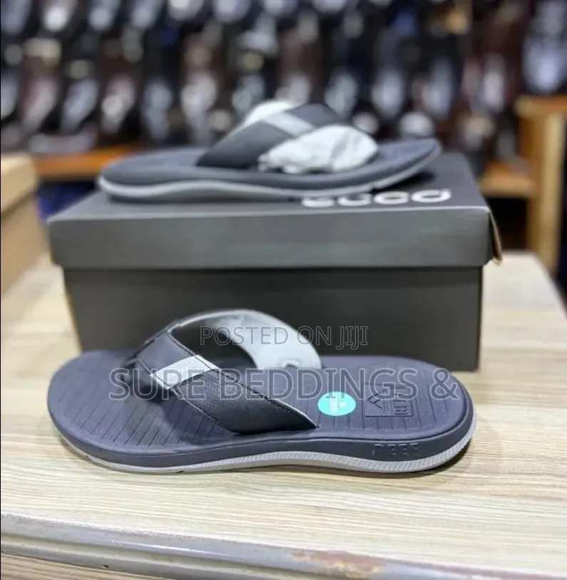 Vega Quality Sandals