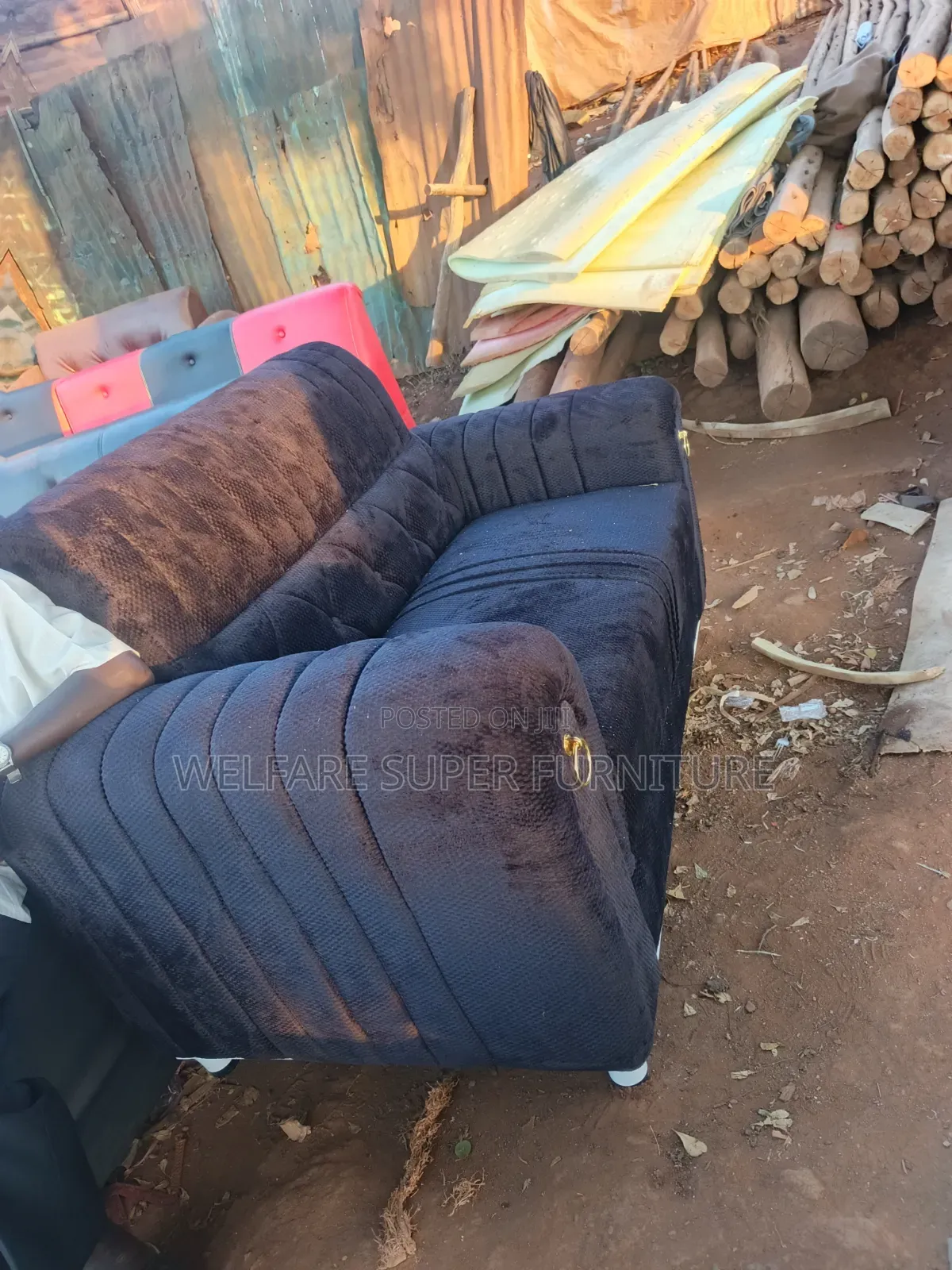 5seater Multi Colors in Color