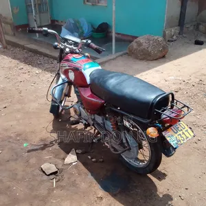 Bajaj Boxer 100 2015 Red