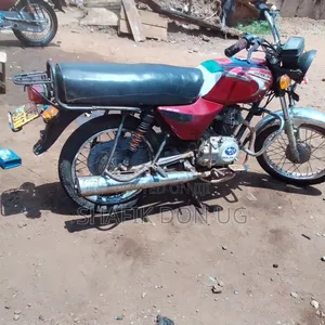 Bajaj Boxer 100 2015 Red