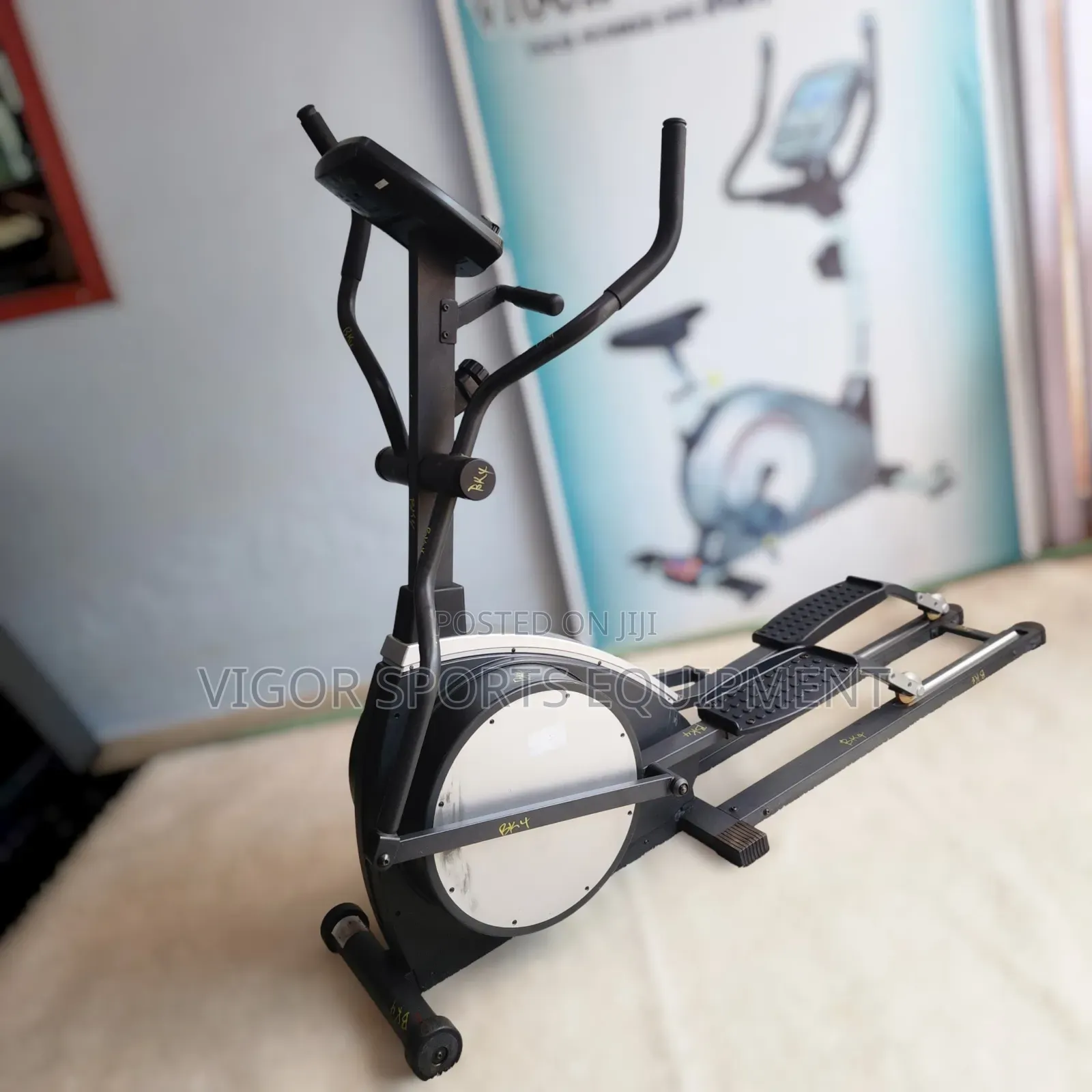 Vigor Commerncial Crosstrainer