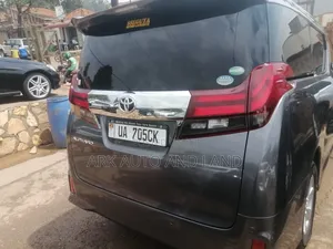 Toyota Alphard 2017 Black