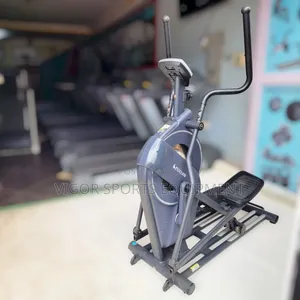 Commerncial Gym Cross Trainer
