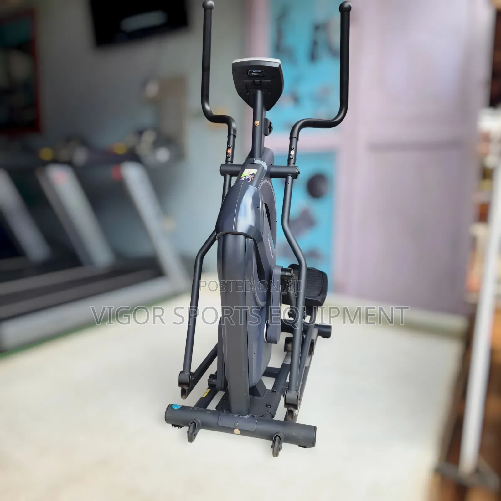 Commerncial Gym Cross Trainer