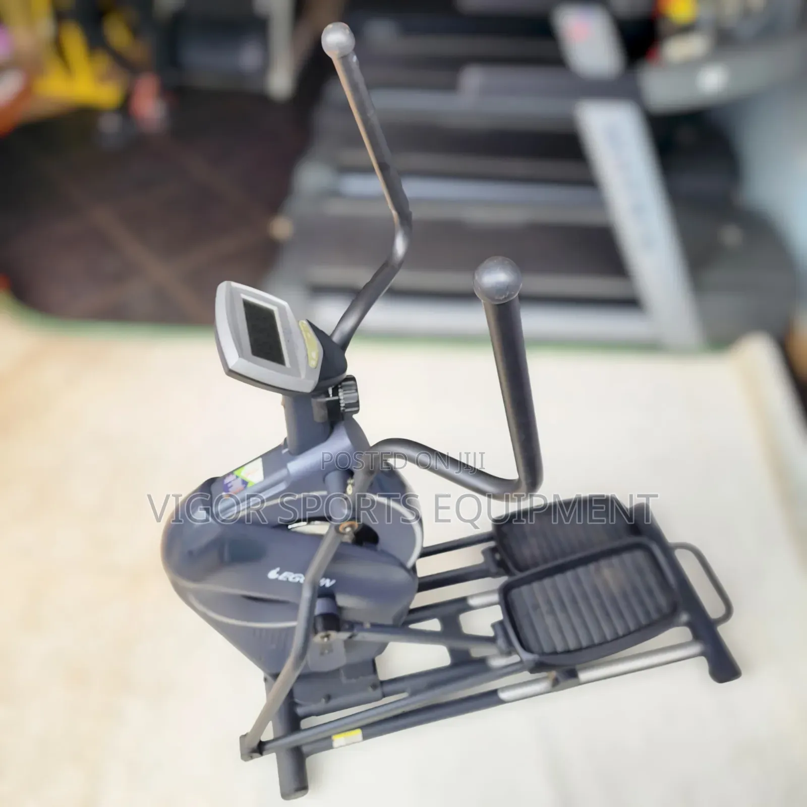 Commerncial Gym Cross Trainer