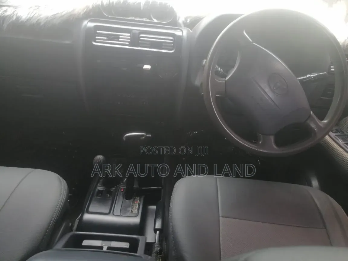 Toyota Land Cruiser Prado 1999 Silver