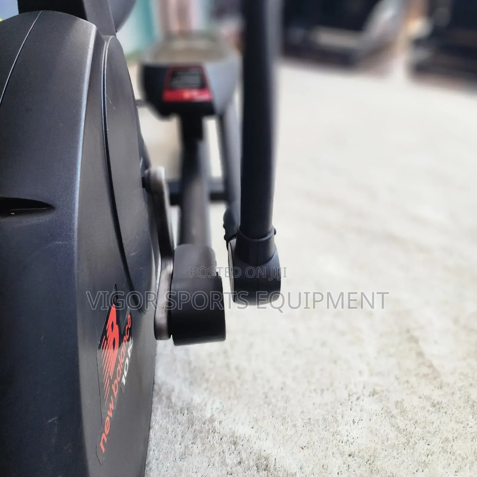 Heavy Duty Gym Cross Trainer