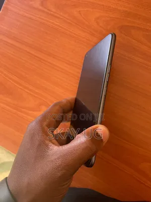 Tecno Camon 18i 128 GB Silver