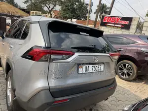 Toyota RAV4 2020 Gray