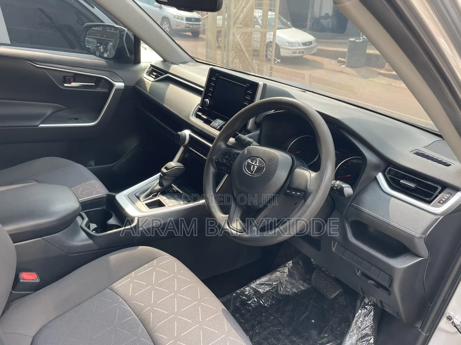 Toyota RAV4 2020 Gray