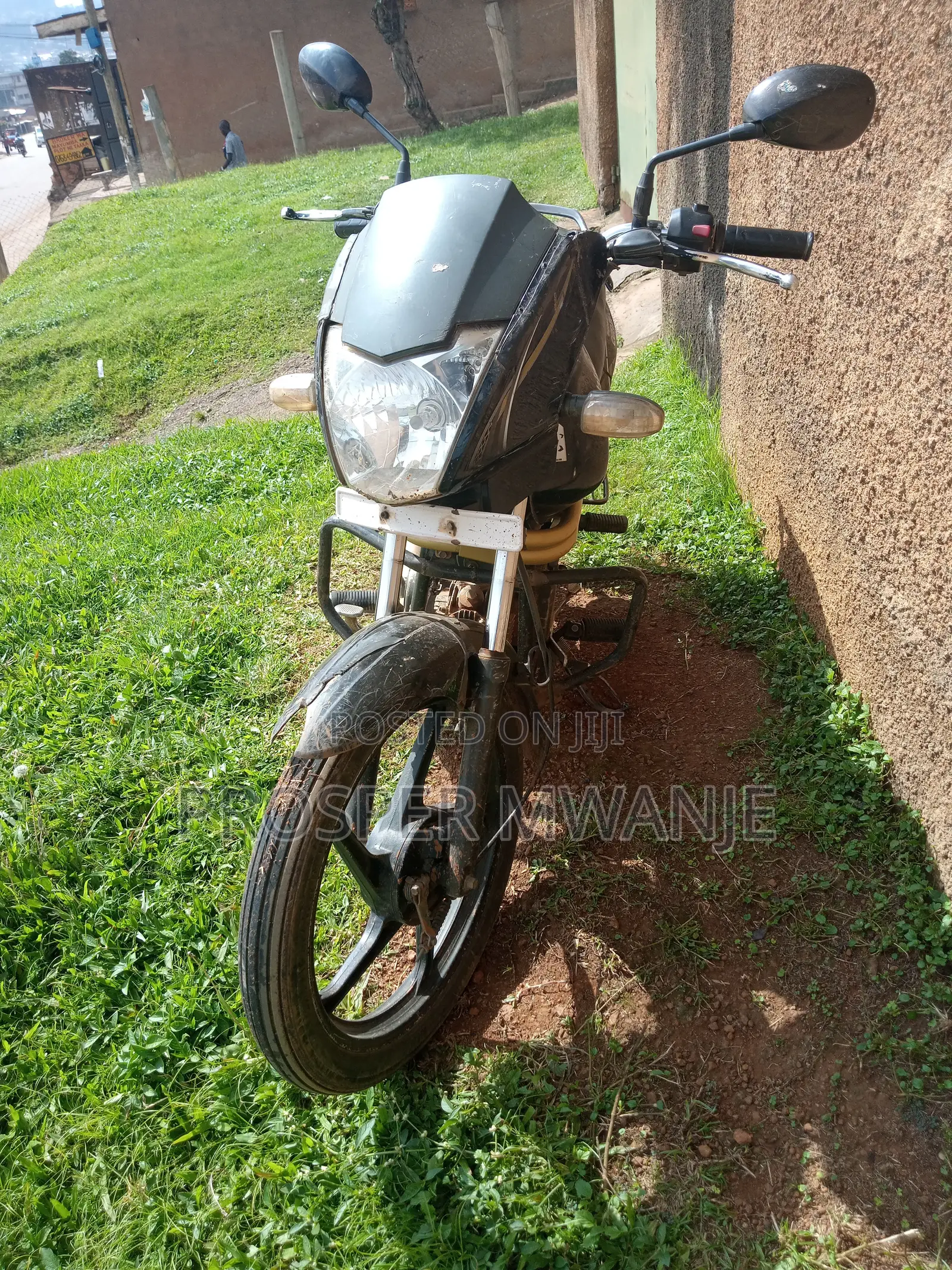 Mahindra Centuro 2014 Black