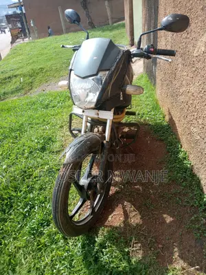 Mahindra Centuro 2014 Black