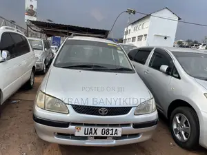 Toyota Corolla Spacio 2001 Silver