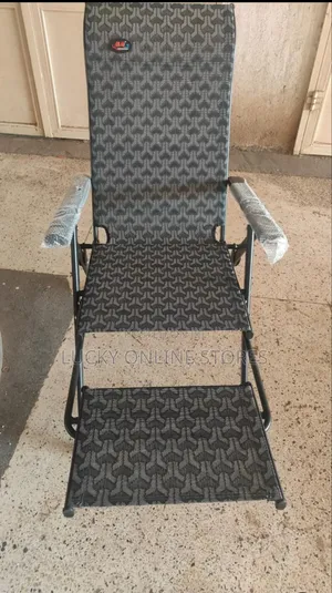 Foldable Reclining Lounge Chair