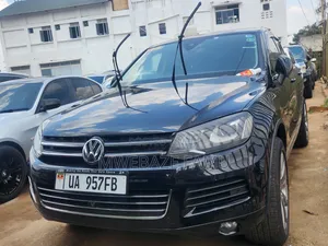 Volkswagen Touareg 2014 Black