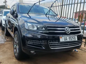 Volkswagen Touareg 2014 Black