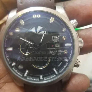 Carrera Call Watch